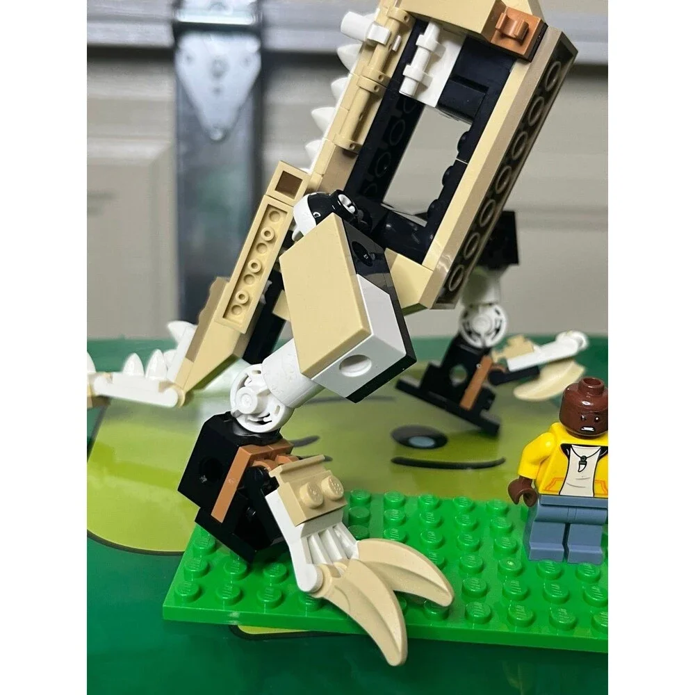 LEGO Jurassic World: T. rex Dinosaur Fossil Exhibition (76940)